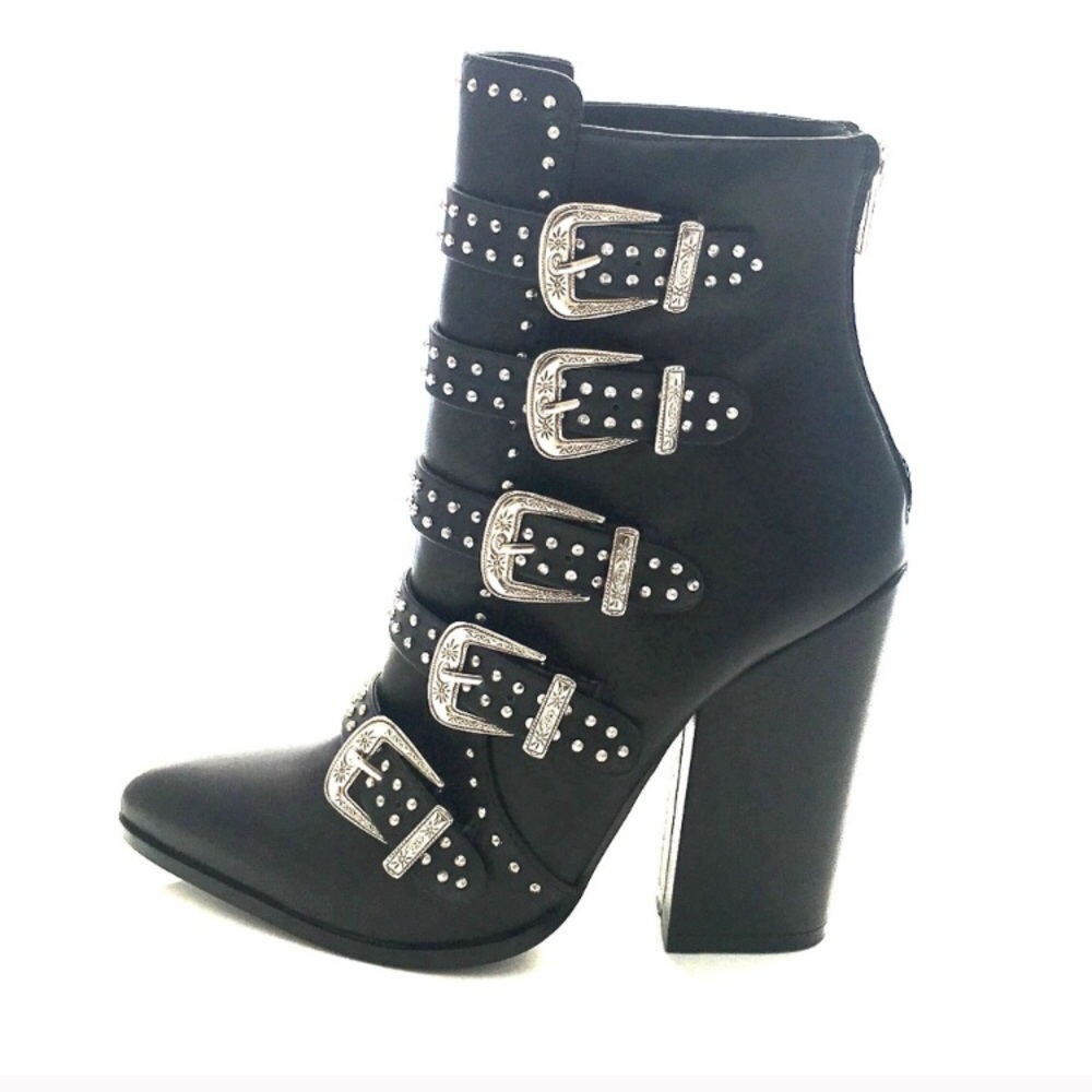 Steve Madden buckle western ankle boots